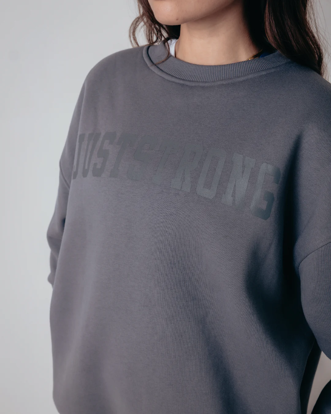 Essentials Oversized Crew - Graphite - Image 5