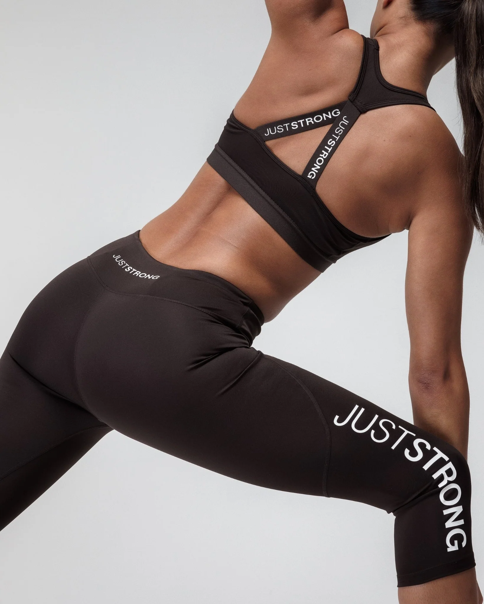 Motion Capri Leggings - Cocoa - Image 6