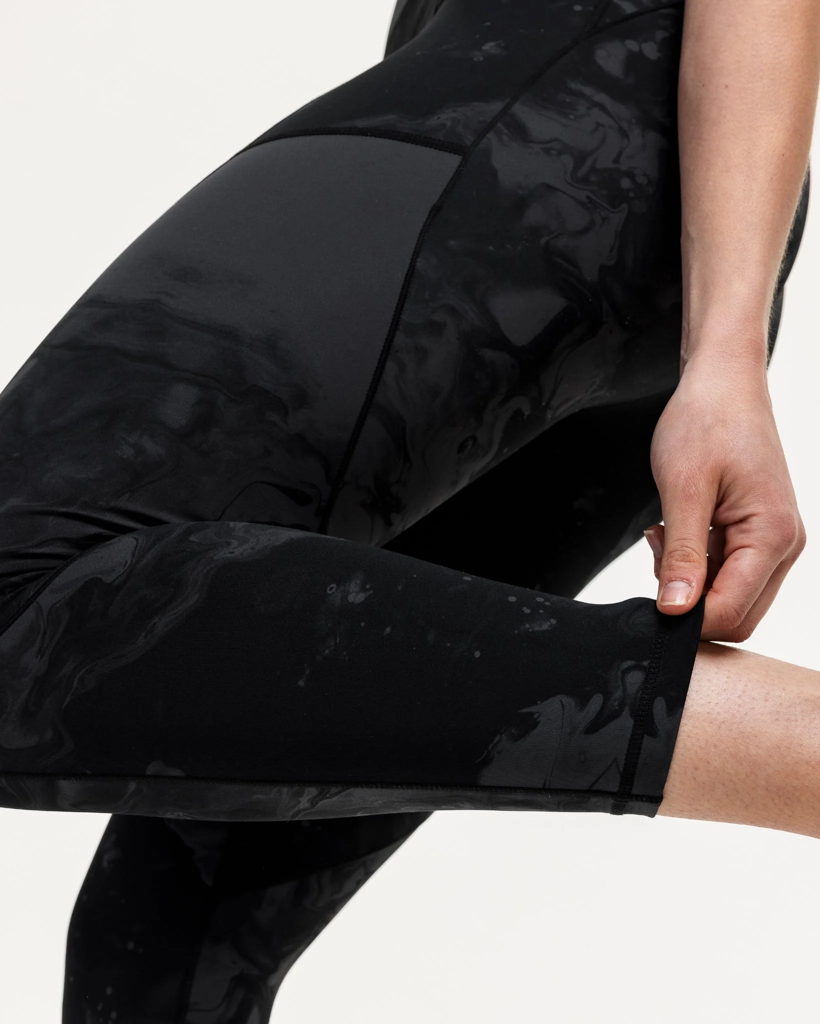 Power 7/8 Training Leggings - Slate Marble - Image 7