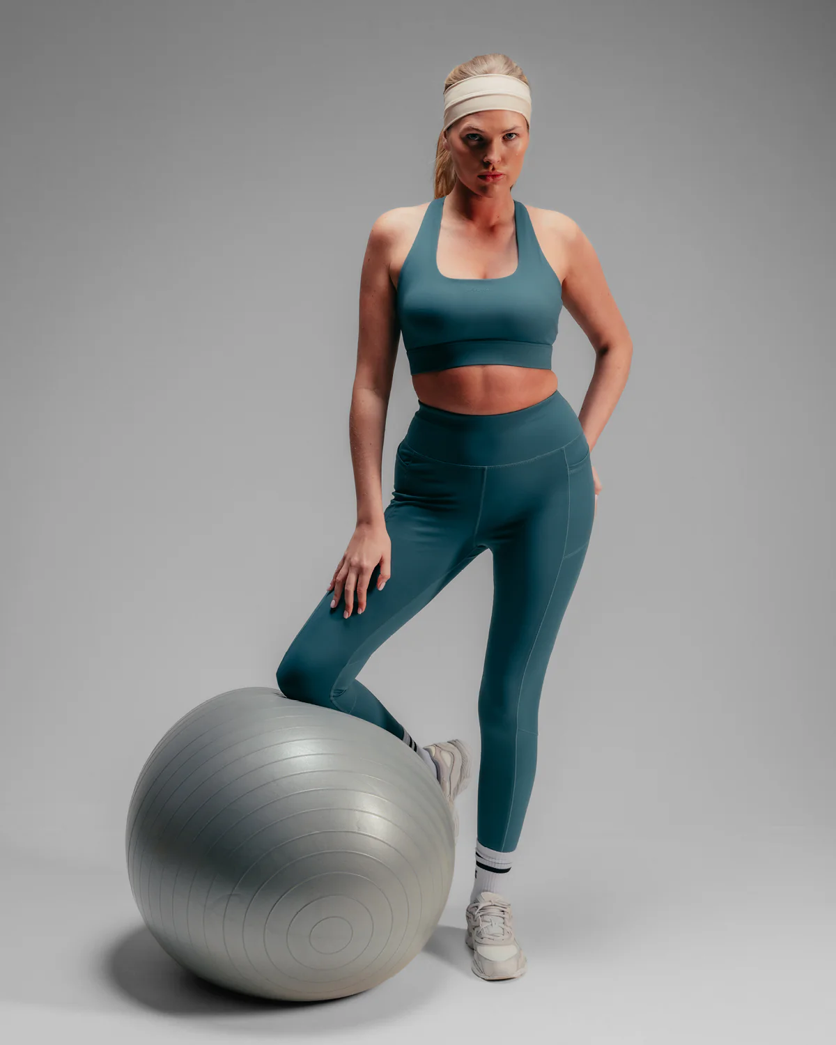 Power High Rise 7/8 Leggings - Teal - Image 6
