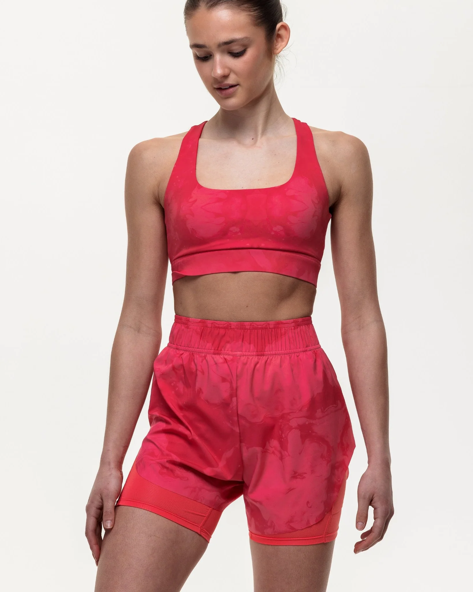 Run The Distance 2-in-1 Shorts - Coral Marble - Image 6