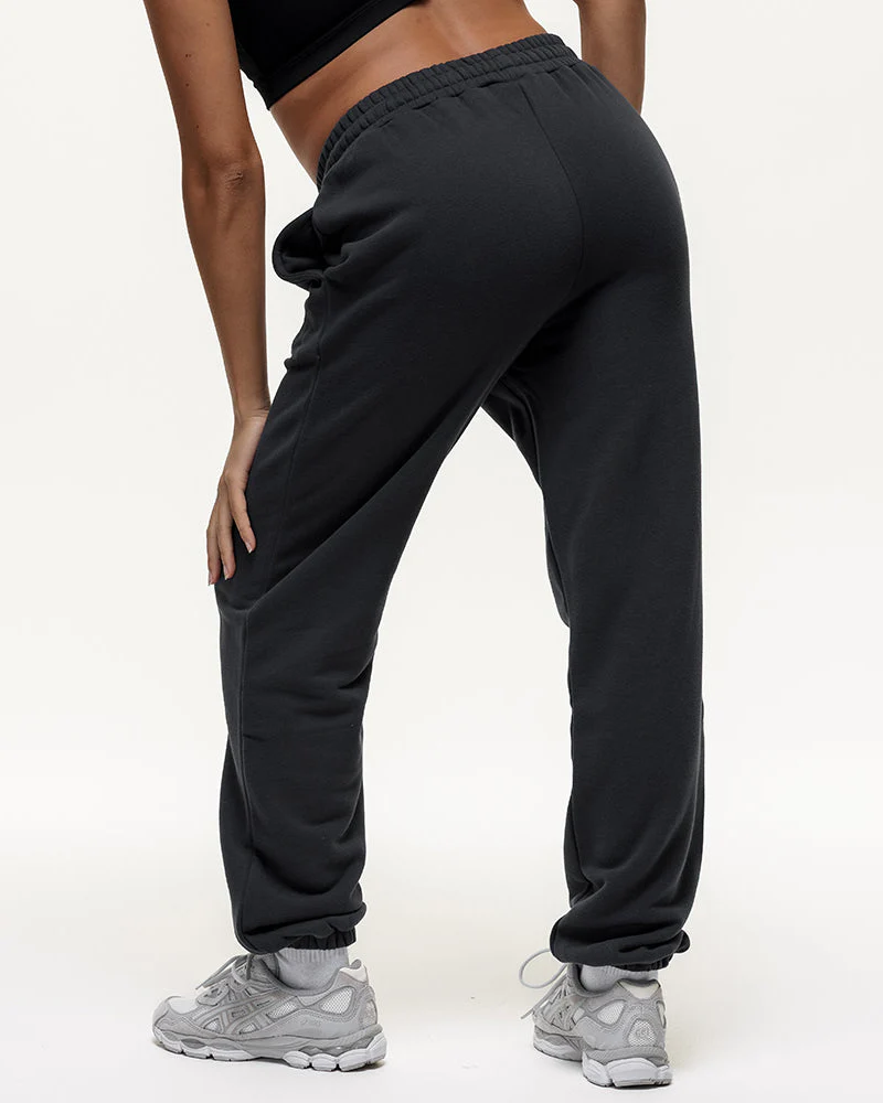Training Club Oversized Joggers - Washed Black - Image 6